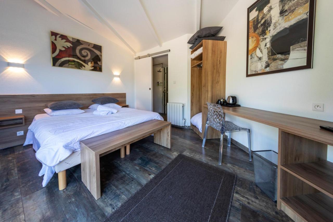 La Jalousie Otel Saint-Aignan-de-Cramesnil Dış mekan fotoğraf