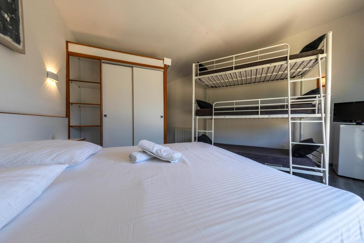 La Jalousie Otel Saint-Aignan-de-Cramesnil Dış mekan fotoğraf